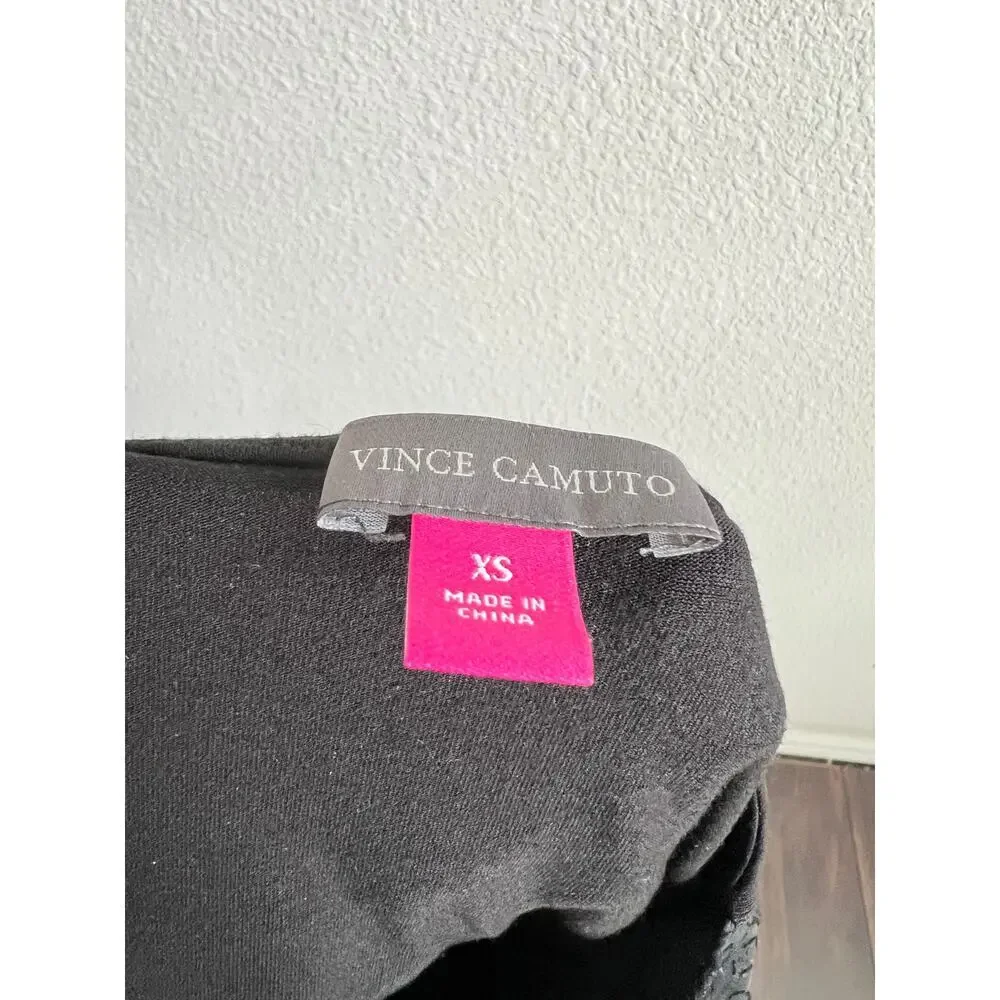 Vince Camuto Black Lace Overlay Blouse Women's XS Short Sleeve